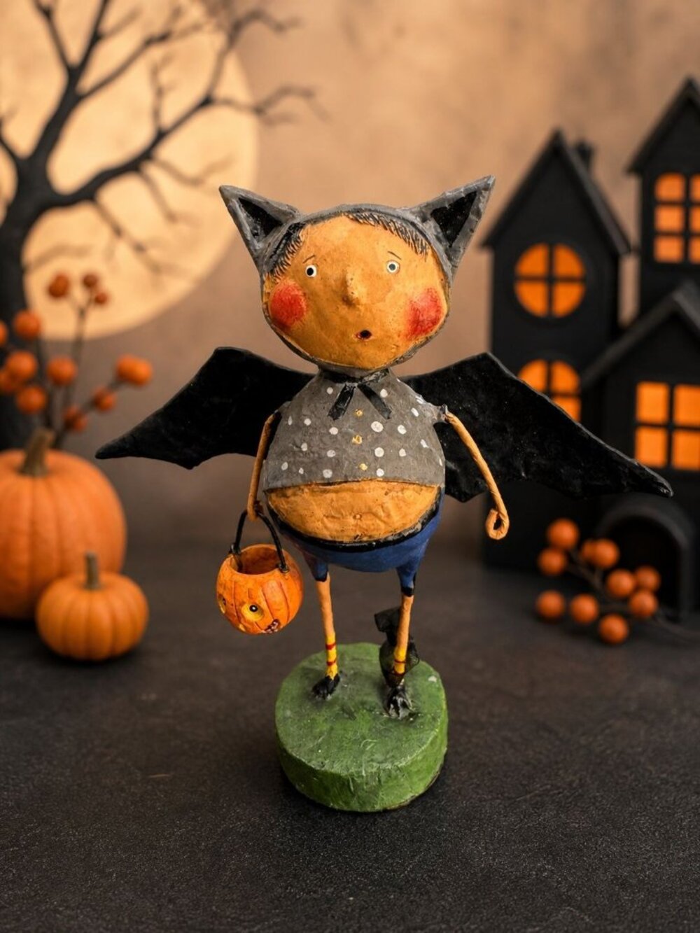 Lori Mitchell Bat Boy Ben Halloween Figurine 5 1/2" ESC Resin - Picture 7 of 7